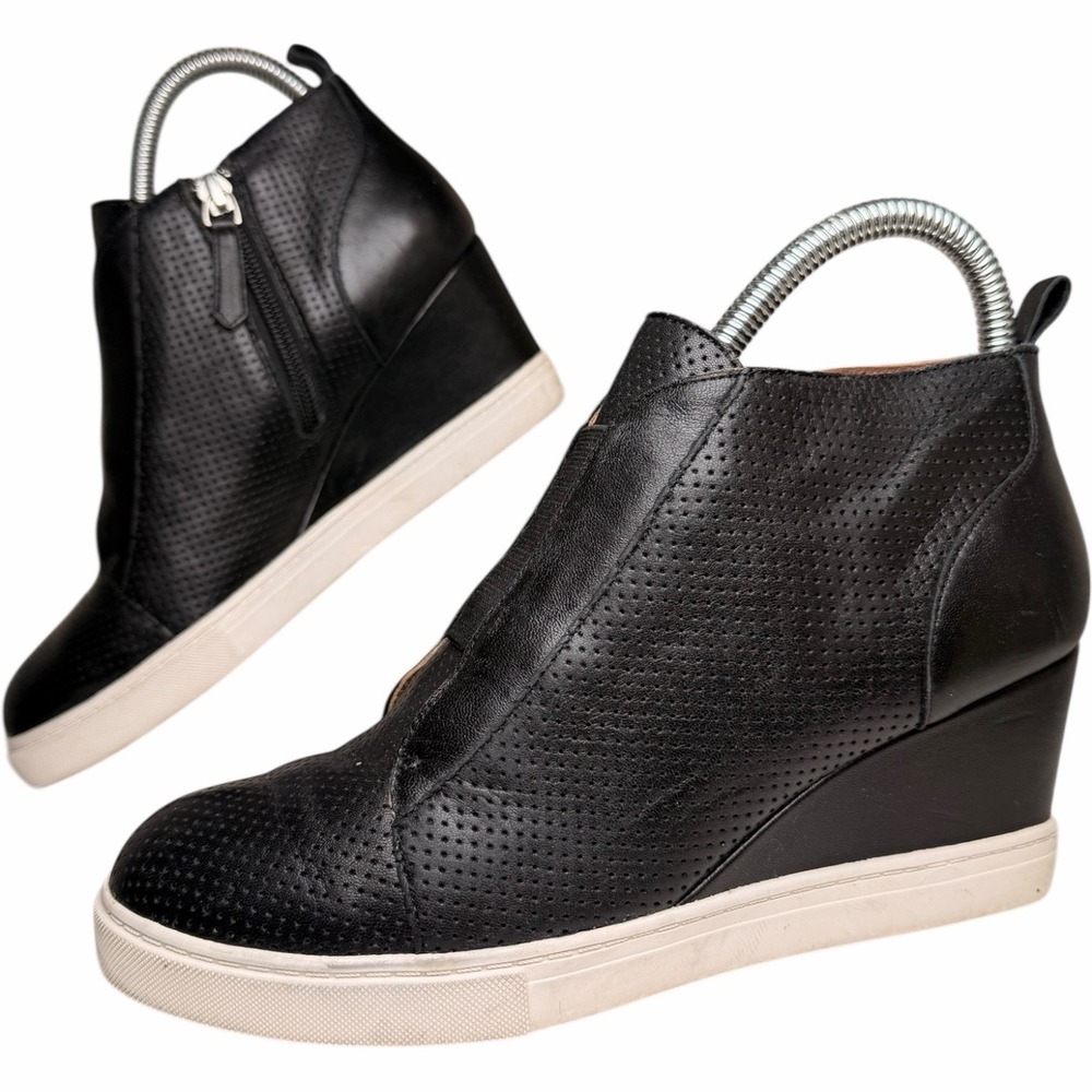 Linea Paolo Felicia Wedge Sneaker Bootie Black Leather Zip 6.5M Perforated